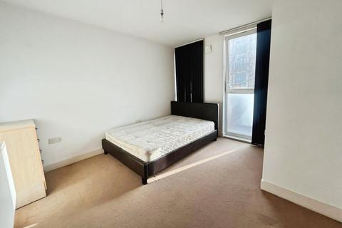 undefined, Pontes Avenue, Hounslow