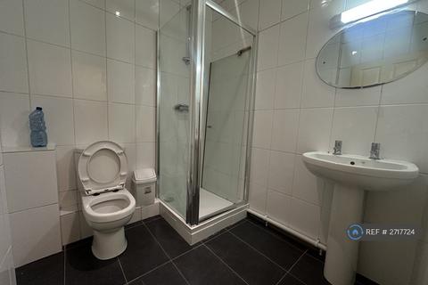 2 bedroom flat to rent, Lower Leys, Evesham, WR11