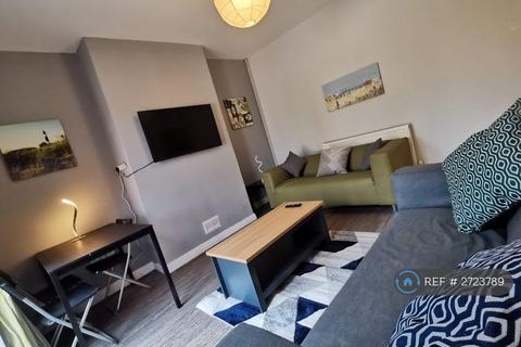 undefined, Roberts Avenue, Newcastle Under Lyme, ST5