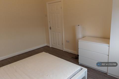 undefined, Roberts Avenue, Newcastle Under Lyme, ST5