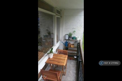 undefined, Thorne Road, London, SW8