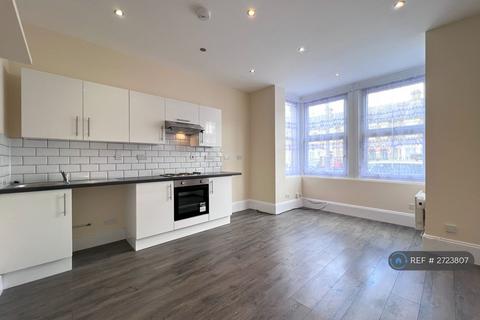 undefined, Turners Hill, Cheshunt, Waltham Cross, EN8