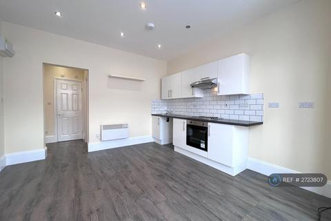undefined, Turners Hill, Cheshunt, Waltham Cross, EN8