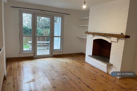 undefined, Mount View Road, London, N4