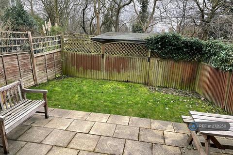 undefined, Mount View Road, London, N4