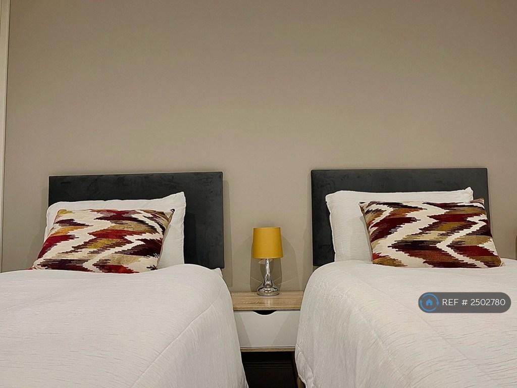 Bedroom - View 2