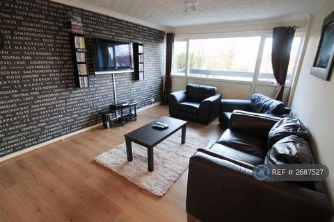 undefined, The Precinct, Chandler's Ford, Eastleigh, SO53