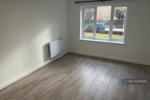 2 bedroom flat to rent, The Lodge, Birmingham, B16