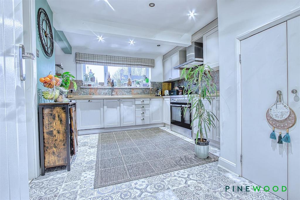 Kitchen diner