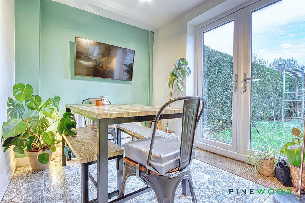 Kitchen diner