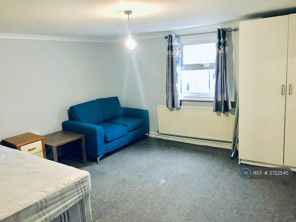 Bedroom/Lounge