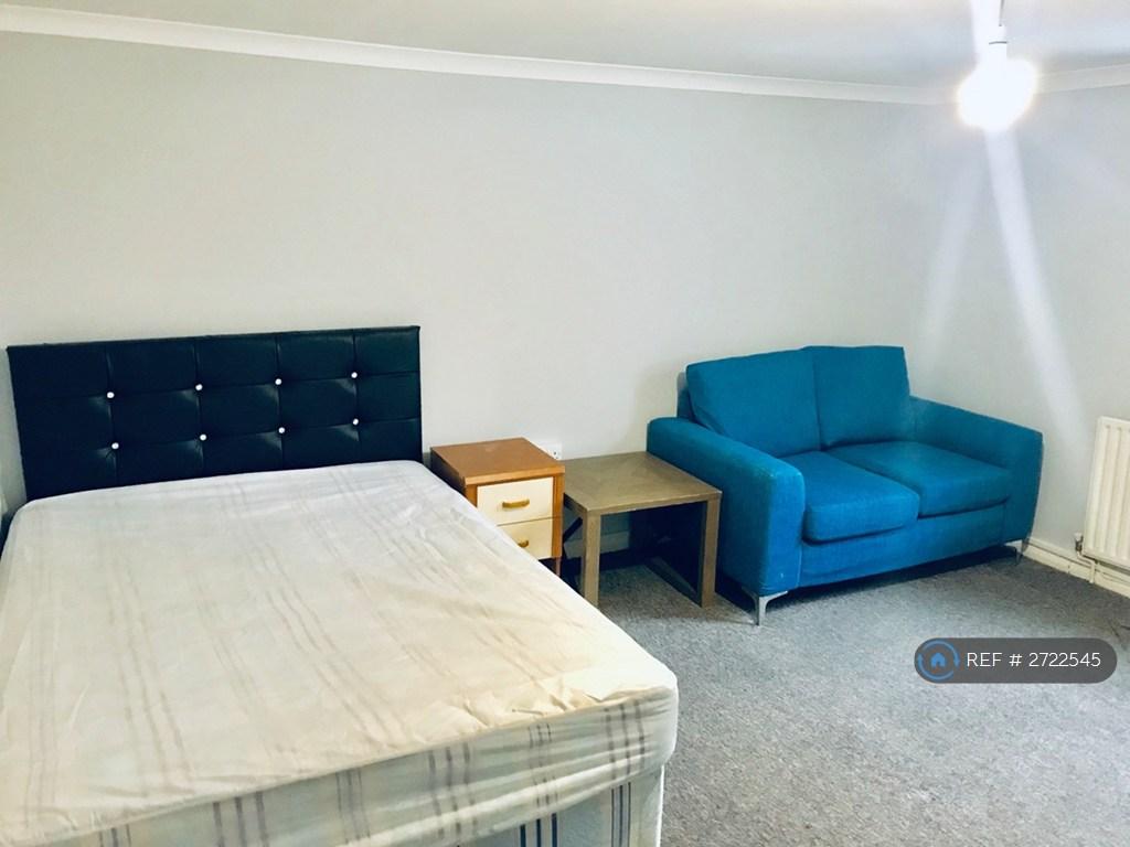 Bedroom/Lounge