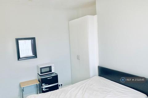 undefined, London Road, Reading, RG1