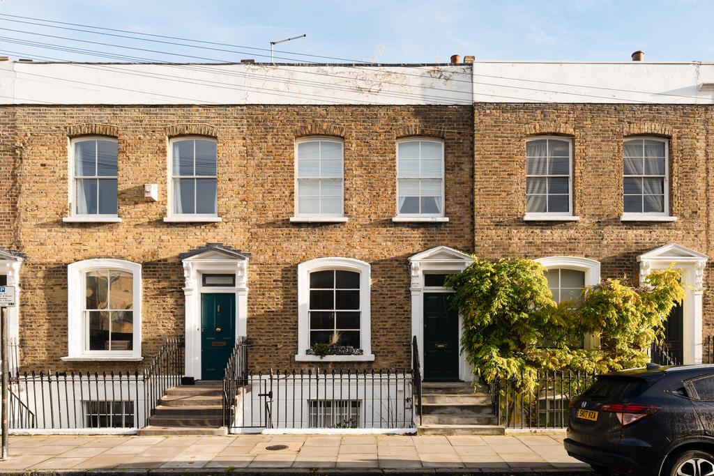 323296 - a0 O0 X00000 QXKt GUAX N6.jpg