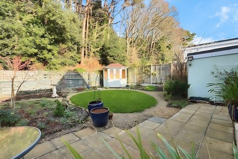 3 bedroom chalet for sale, Wren Crescent, Poole, BH12