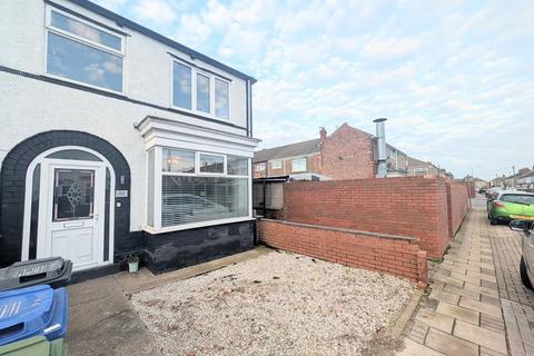HUDDLESTON ROAD, GRIMSBY