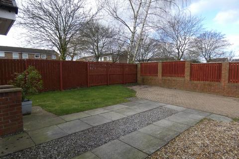 3 bedroom detached house to rent, Spruce Court, Spennymoor DL16