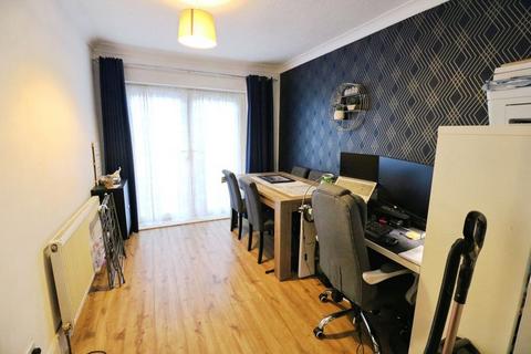 undefined, Loyd Street, Hull