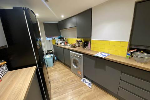 undefined, Station Terrace (Room 5), West Yorkshire LS13