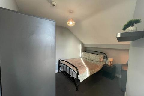 undefined, Station Terrace (Room 5), West Yorkshire LS13