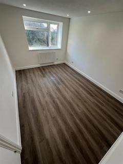 undefined, Turners Hill, Cheshunt