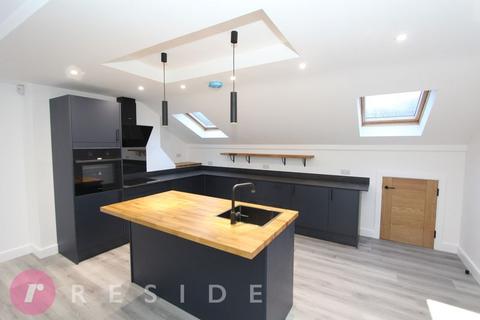 3 bedroom duplex to rent, Newchurch Road, Bacup OL13