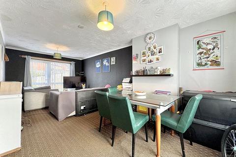 undefined, Broadmoor Road, Bilston, WV14 0RP