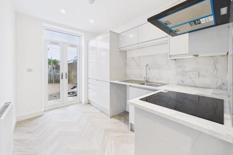 3 bedroom terraced house for sale, Ditmas Avenue, Anlaby Common