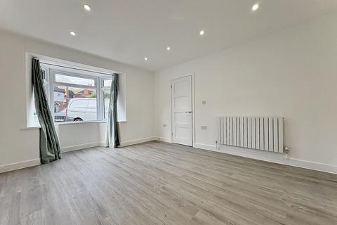 3 bedroom semi-detached house for sale, Limes Road, Dudley, DY1 4AG