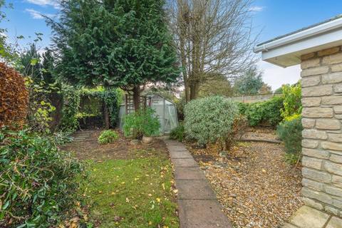 undefined, Silver Street, Chacombe - No onward chain