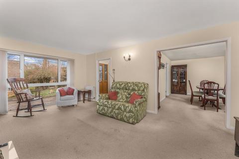 undefined, Silver Street, Chacombe - No onward chain