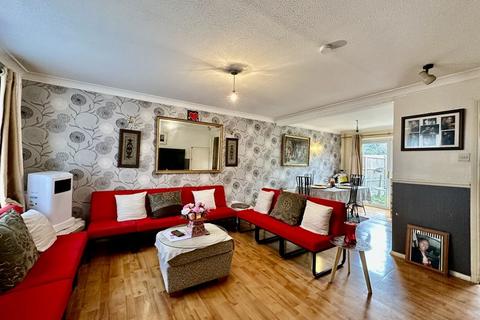 undefined, Ventnor Gardens, Luton