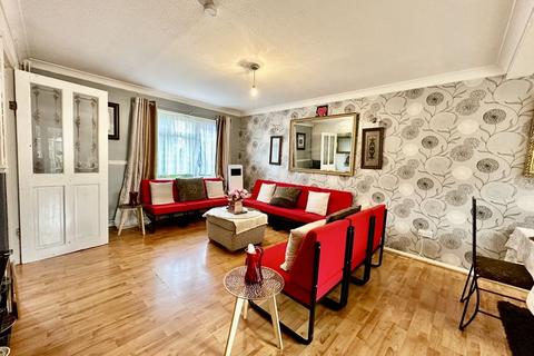 undefined, Ventnor Gardens, Luton