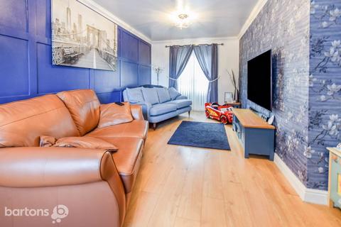 3 bedroom semi-detached house for sale, Simmonite Road, KIMBERWORTH