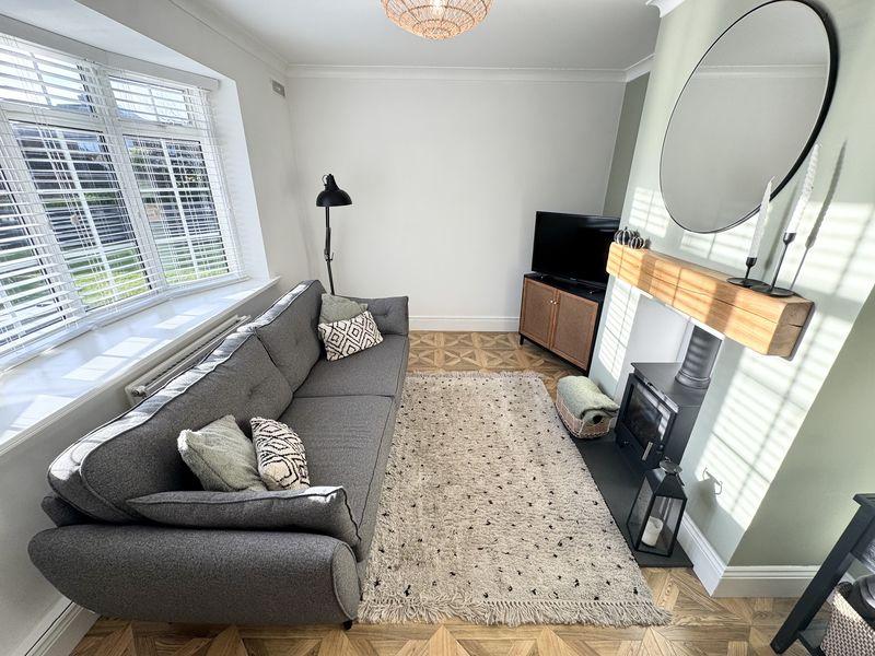 Lounge alt view
