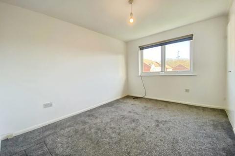 undefined, Horseshoe Close, Hampshire PO14