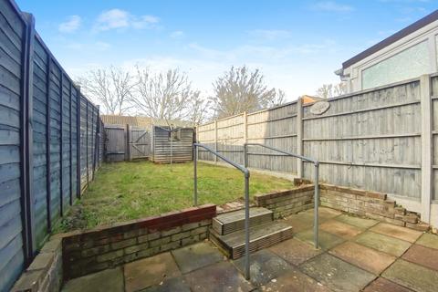 undefined, Horseshoe Close, Hampshire PO14