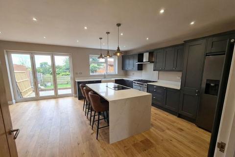 undefined, Edge Street, Bilston, WV14