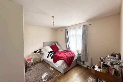 undefined, Spackmans Way, Slough, SL1