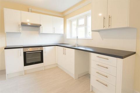 undefined, 2 bedroom flat in Enfield EN1