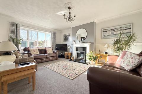 3 bedroom detached house for sale, Wigston Lane, Aylestone LE2