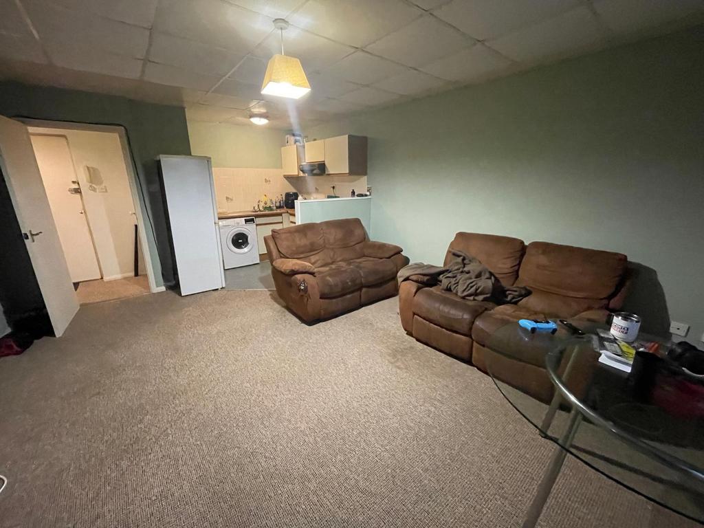 Whats App Image 2025-11-20 At 16.24.56 19efee2b...