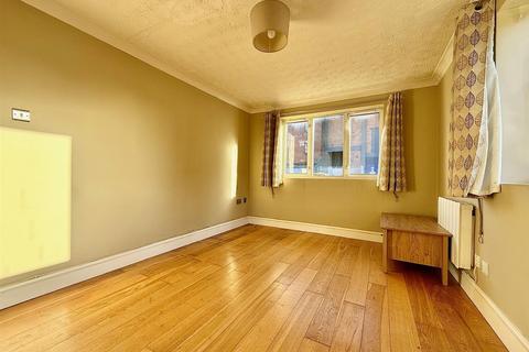 undefined, Trafalgar Court, Great Yarmouth