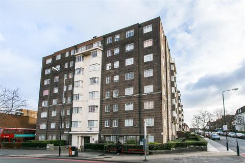2 bedroom flat to rent, Corner Fielde,  Streatham Hill, London SW2