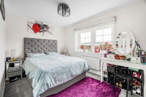 4 bedroom link detached house for sale, Quimby Rise, Eaton Leys, Milton Keynes