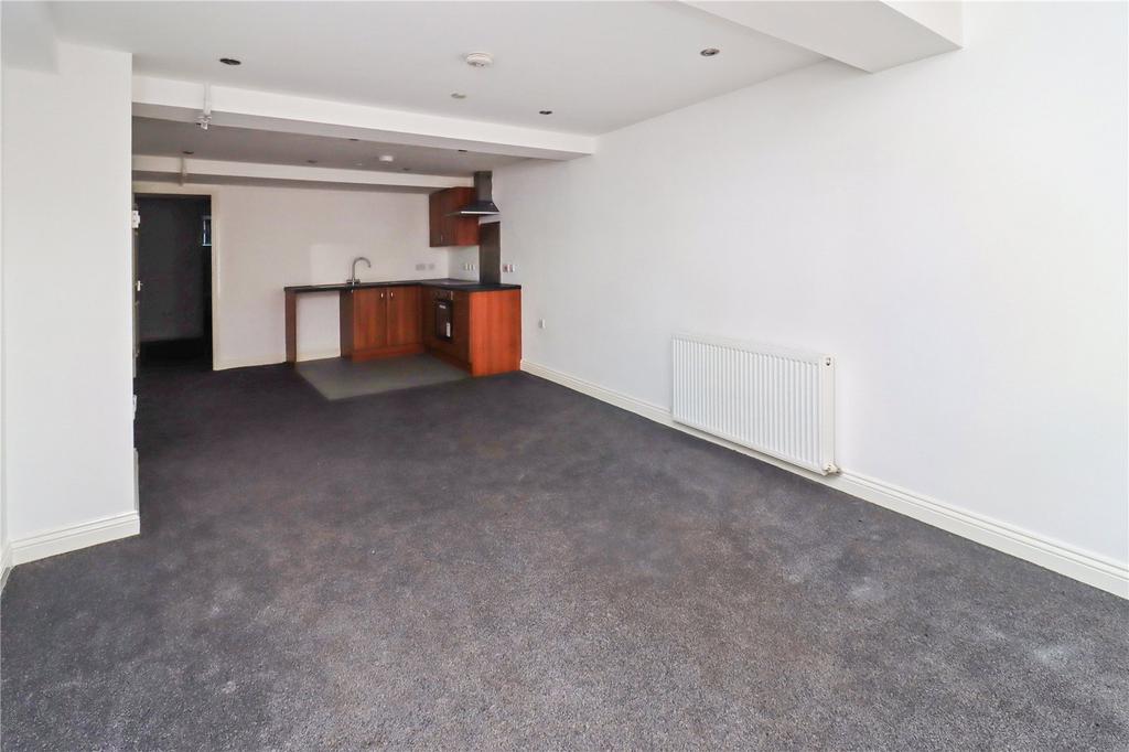 Lounge/Kitchen