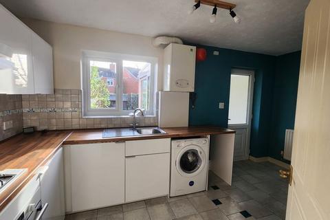 3 bedroom semi-detached house to rent, Leafe Close, Nottingham