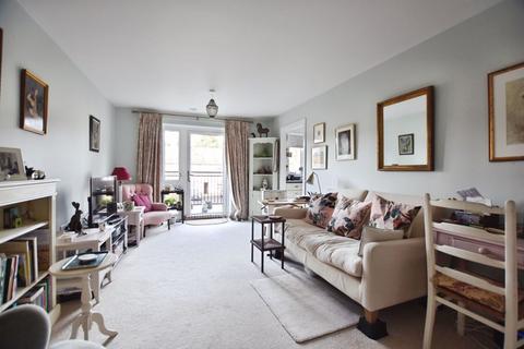 undefined, Olivier Place, Wilton *INCLUSIVE OF WATER & SERVICE CHARGES*