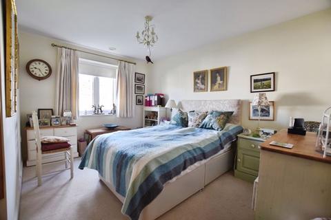 undefined, Olivier Place, Wilton *INCLUSIVE OF WATER & SERVICE CHARGES*