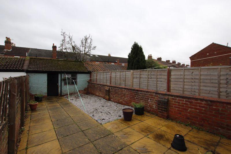 Rear courtyard...